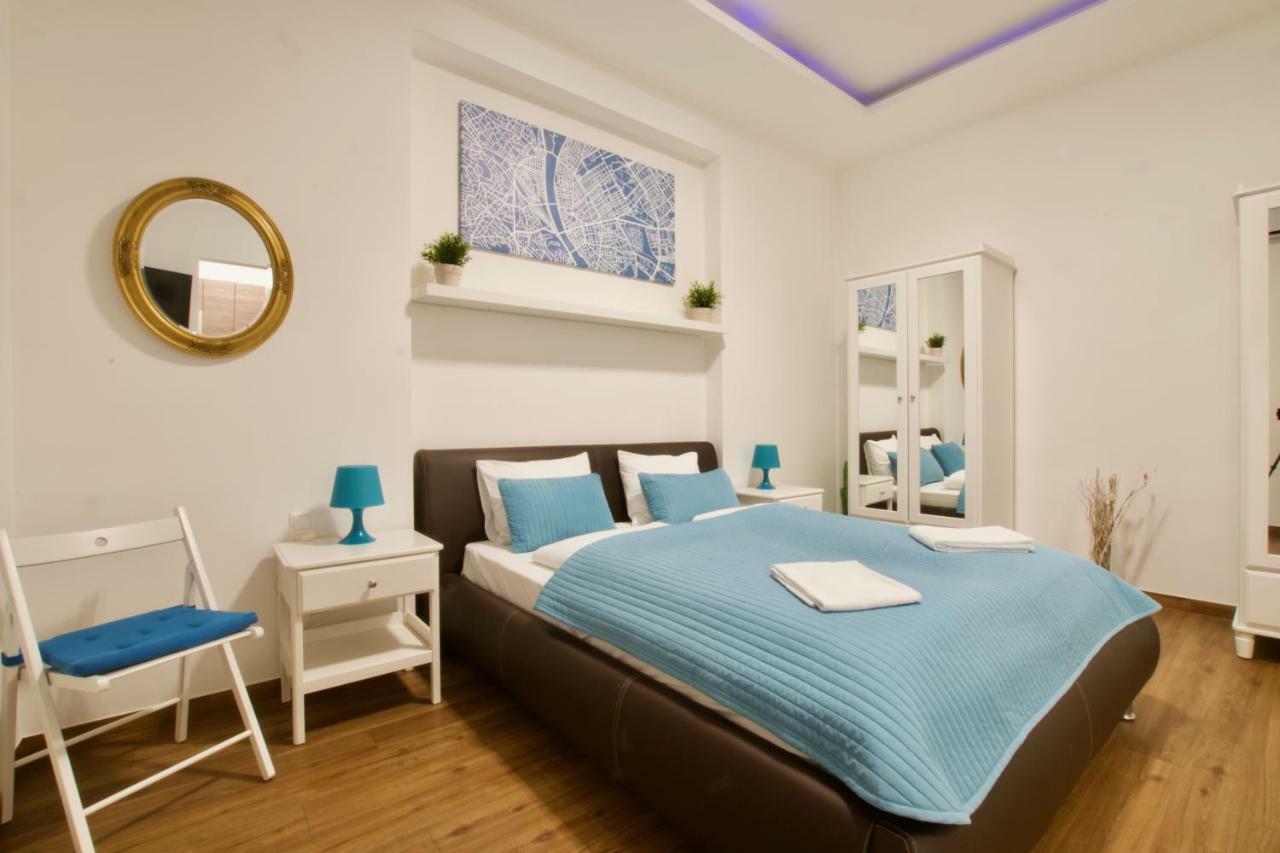 Standard Apartment By Hi5 -Baross Square Budapešť Exteriér fotografie